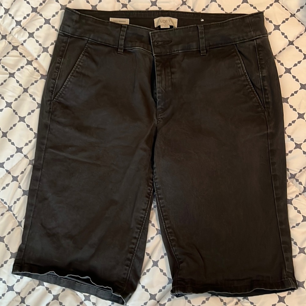 Gray curvy Bermuda loft shorts